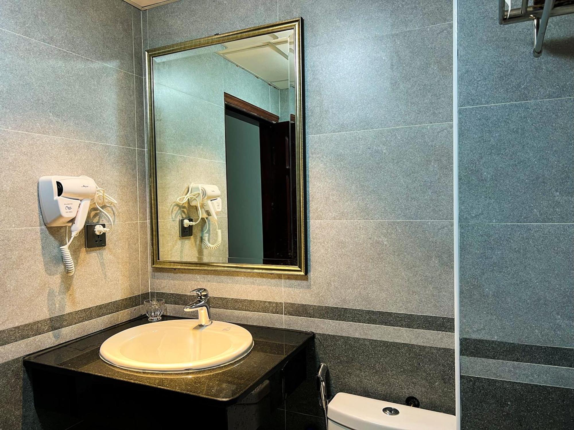 Ven Ho Hotel Hanoi Dış mekan fotoğraf