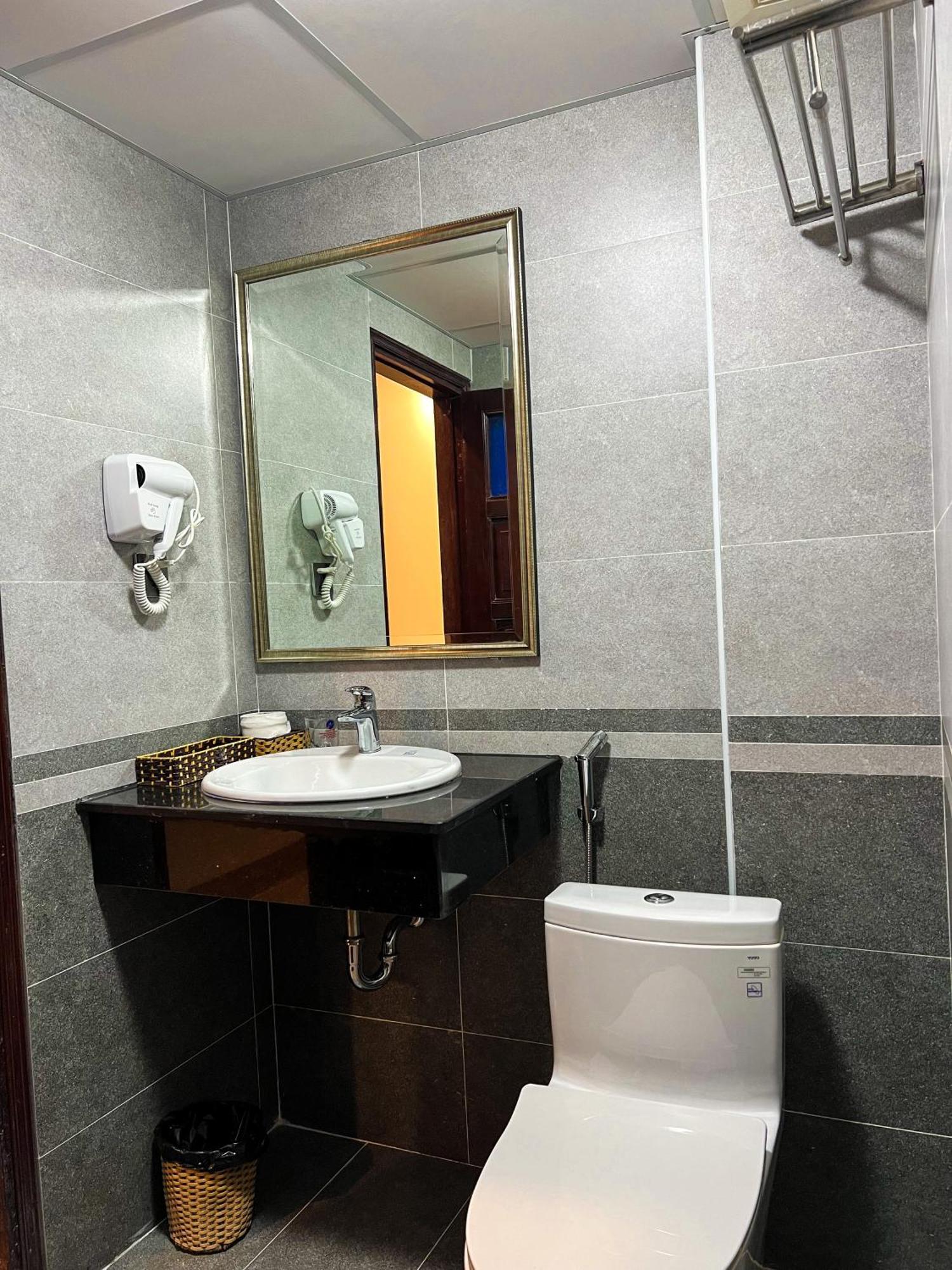 Ven Ho Hotel Hanoi Dış mekan fotoğraf